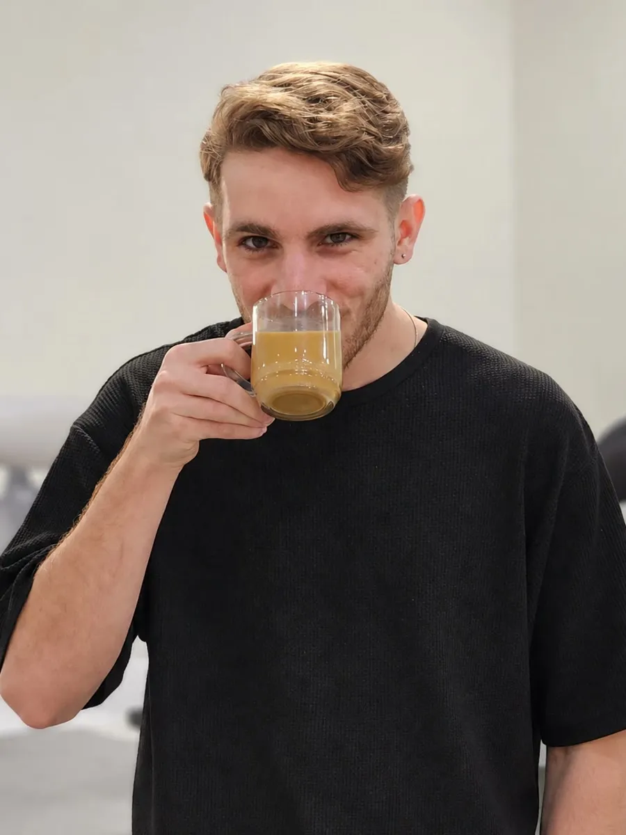 Pouya, Front-end & Full-stack Developer at Batriders